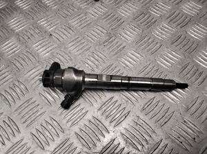 Injecteur de carburant - 04L130277P