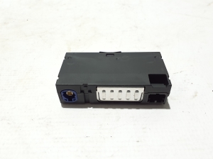 AUDI A6 C8 (2018–2025) Prise USB 4N0035722 - 3