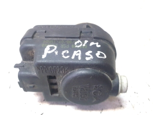 Citroen Xsara Picasso (1999–2012) Scheinwerfer Stellmotor - 2