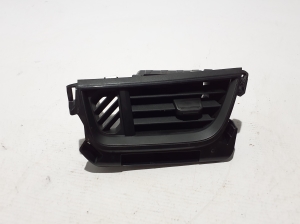 Armaturenbrett Lüftungsgitter - 687613485R