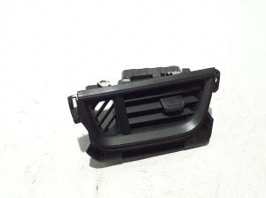 RENAULT Kangoo III (2021–2026) Dashboard air vent grilles 687613485R - 4