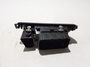 RENAULT Kangoo III (2021–2026) Dashboard air vent grilles 687604789R - 3