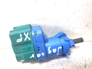 Jaguar XF (2008–2016) Bremslichtschalter 6W8313480AB - 3