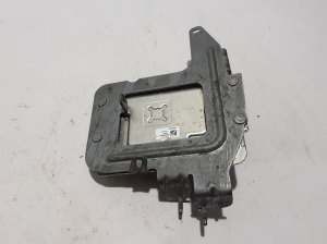RENAULT Kangoo III (2021–2026) Engine control unit 237D40462R - 2