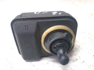 Scheinwerfer Stellmotor - 