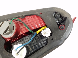Hyundai Santa Fe (2012–2018) Tail light on trunk lid - 2