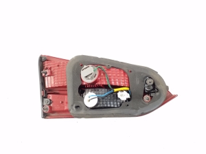 Hyundai Santa Fe (2012–2018) Tail light on trunk lid - 3