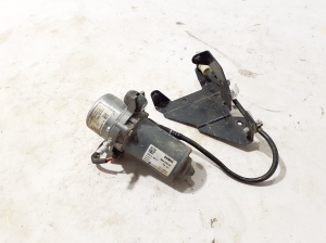 Vacuum pump - 48437027