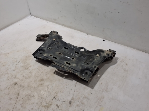 RENAULT Kangoo III (2021–2026) Eesmine alusraam 544013074R - 2