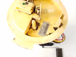 Infiniti Q30 (2015–2018) Kütusepump paagis A2464701494 - 4