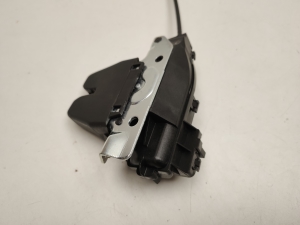 Mercedes Benz C-Class 204 (2007–2014) Trunk lid lock A2047500185 - 4