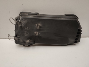   Front fuse box cover  - A2045400082 
