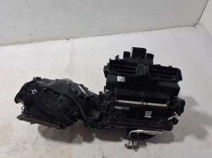 AUDI A6 C8 (2018–2025) Heizung und ihre Teile 4K1820005AK - 2
