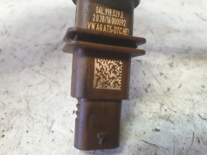 Capteur de température des gaz d’échappement - 04L919529E