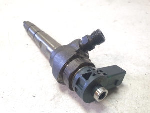 Injecteur de carburant - 04L130277AE