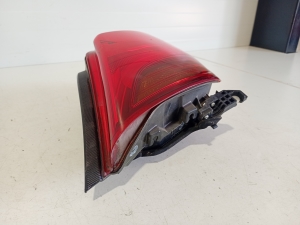 TOYOTA Yaris (2011–2020) Hintere Eckleuchte und ihre Teile 815510D610 - 4