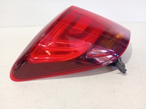 TOYOTA Yaris (2011–2020) Hintere Eckleuchte und ihre Teile 815610D610 - 3