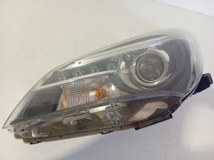 TOYOTA Yaris (2011–2020) Scheinwerfer und seine Teile 811700DA60 - 6
