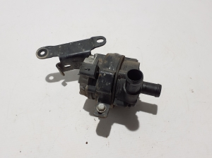 Water pump - 210107386R