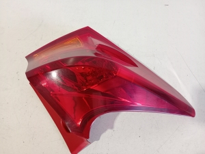 TOYOTA Auris E18 (2012–2018) Eckleuchte hinten 8156102740 - 3