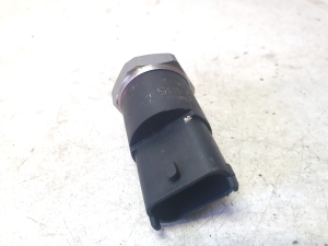 Hyundai Santa Fe (2000–2006) Kraftstoffhochdrucksensor 0281002405 - 3