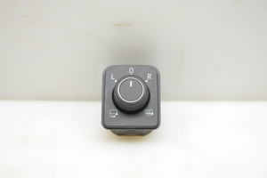 Volkswagen Passat B8 (2014–2023) Mirror control switch 3G0959565C - 5