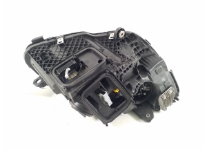 Mercedes Benz C-Class 205 (2014–2021) Esituli A2059061506 - 12