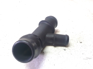 AUDI A4 B9 (2015–2026) Pipe 8W0122293AE - 4