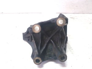 AUDI A4 B9 (2015–2026) Engine bracket 04L131159C - 3