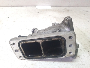 AUDI A4 B9 (2015–2026) Other engine part 04L128637E - 3