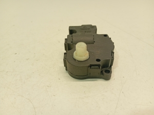Jaguar XE (2015–2026) Salongi soojenduse klapi mootor 412650750 - 3