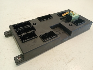 Jaguar XE (2015–2026) Mugavusmoodul HPLA14F041BG - 2