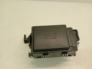   Fuse boxes  - GX7314A076DA 
