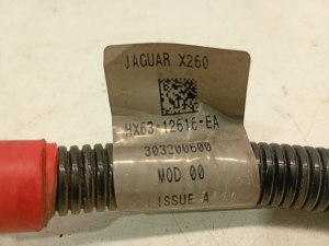 Jaguar XE (2015–2026) Positive cable HX6312616EA - 4