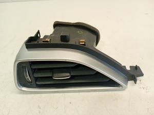 Dashboard air vent grilles - HX73018B09AE
