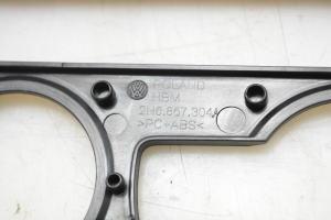 Volkswagen Amarok I (2010–2022) Instrument cluster trim 2H6857304A - 4