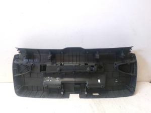 AUDI A4 B9 (2015–2026) Heckklappen Innenverkleidung 8W9867979 - 5