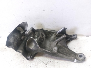 AUDI A4 B9 (2015–2026) Motorhalter 4M0199308AD - 3