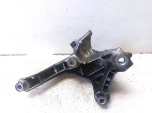 AUDI A4 B9 (2015–2026) Support de fixation moteur 4M0199307AD - 4