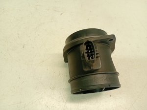 Jaguar XE (2015–2026) Mass air flow sensor F00C2G8024 - 2