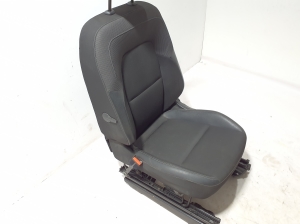 RENAULT Kangoo III (2021–2026) Vordersitz und seine Teile - 4