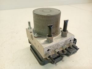 Jaguar XE (2015–2026) ABS plokk 2265106539 - 5
