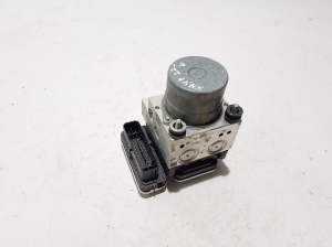 ABS Steuergerät - 476600151R