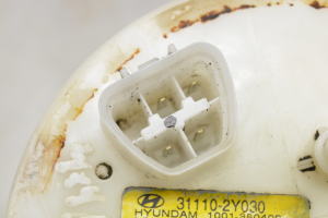 Hyundai ix35 (2009–2015) Kütusepump paagis 311102Y030 - 3