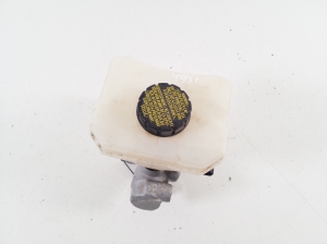   Brake master cylinder  - 9Y0611021A 