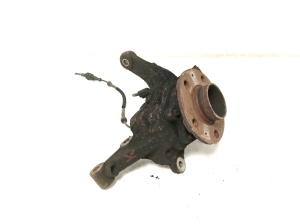 Opel Vivaro B (2014–2019) Front wheel hub - 2