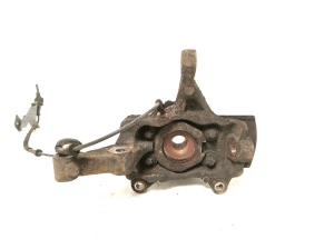 Opel Vivaro B (2014–2019) Front wheel hub - 3