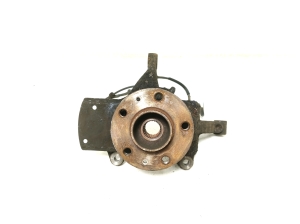 Opel Vivaro B (2014–2019) Front wheel hub - 4