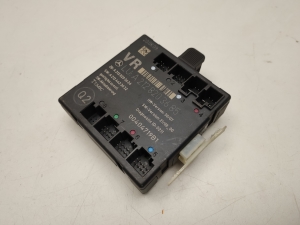 Mercedes Benz C-Class 204 (2007–2014) Front door control unit A2128203685 - 3