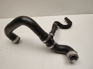 Mercedes Benz C-Class 204 (2007–2014) Jahutusradiaatori voolik A2045000475 - 4